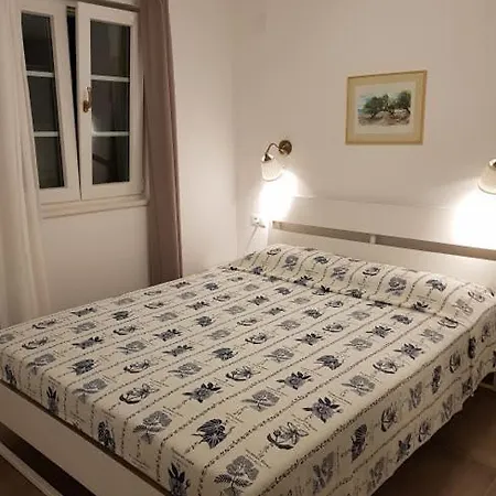 Sea-esta 2 Apartment