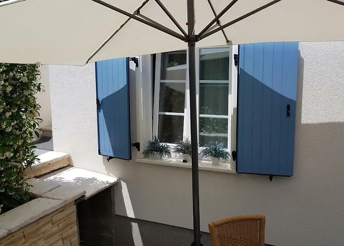 Sea-esta 2 Apartment